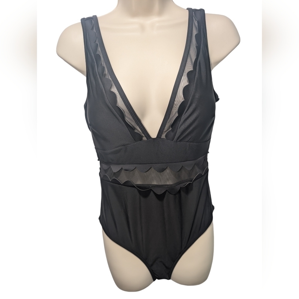Cupshe one piece swimsuit black